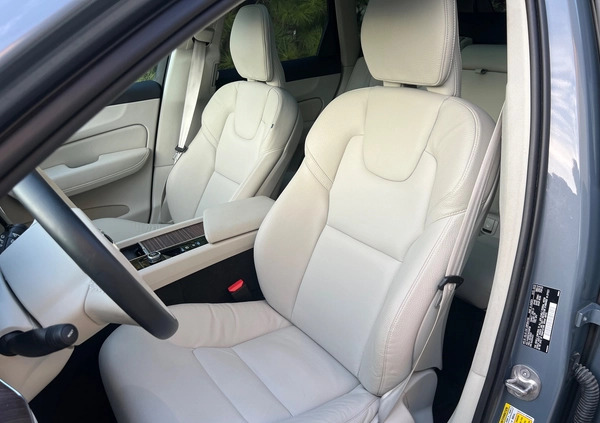 Volvo XC 60 cena 235500 przebieg: 12800, rok produkcji 2022 z Parczew małe 79